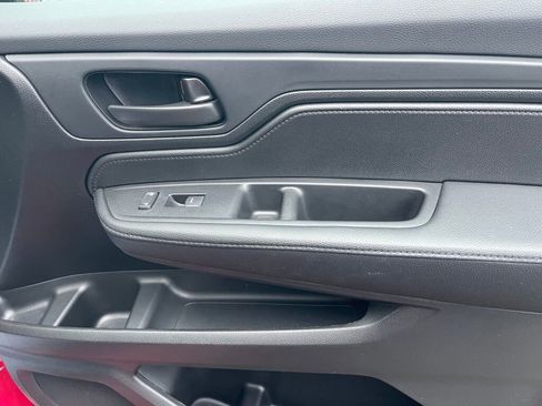 Used 2024 Honda Odyssey Sport image 26