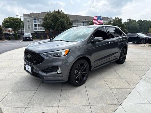 Certified 2024 Ford Edge ST w/ Equipment Group 401A AWD/4WD image 3