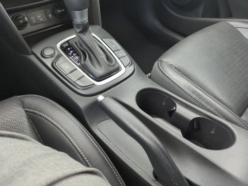 Used 2020 Hyundai Kona Limited FWD image 29