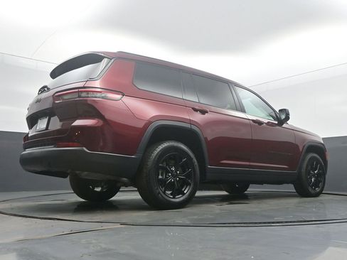 Used 2024 Jeep Grand Cherokee L Laredo image 51