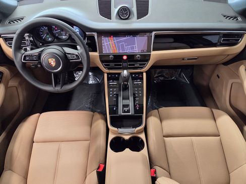 New 2026 Porsche Macan AWD/4WD image 13
