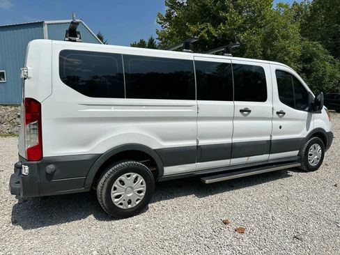 Used 2015 Ford Transit 350 XLT image 4