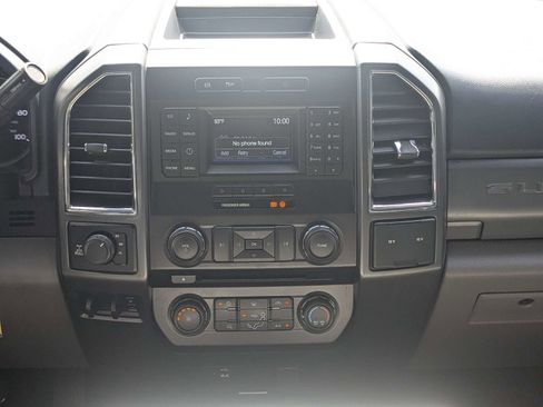 Used 2017 Ford F350 XLT w/ XLT Value Package AWD/4WD image 18