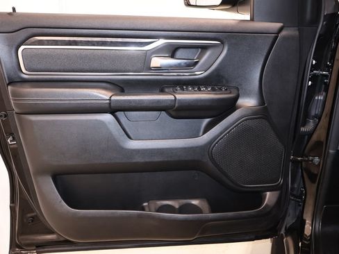 Used 2019 RAM 1500 Big Horn AWD/4WD image 11