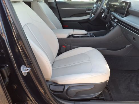 Certified 2025 Hyundai Sonata SEL FWD image 11