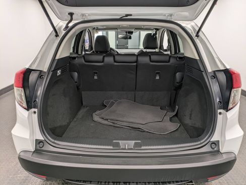 Used 2021 Honda HR-V EX-L image 24