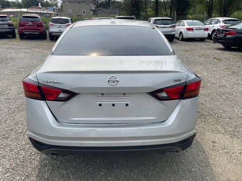 Used 2021 Nissan Altima 2.5 SR FWD image 6
