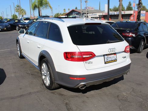 Used 2016 Audi A4 Premium Plus w/ Technology Package image 5