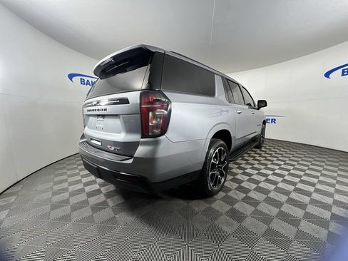 Certified 2024 Chevrolet Suburban RST w/ Luxury Package AWD/4WD image 8