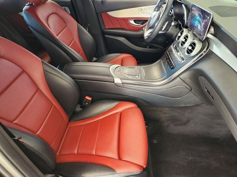 Used 2023 Mercedes-Benz GLC 300 4MATIC Coupe image 15