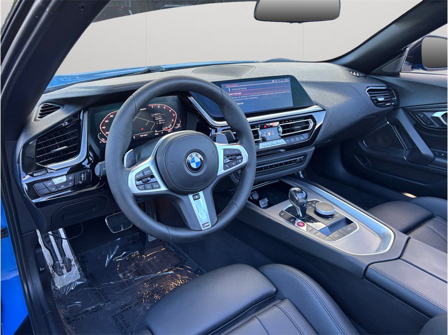 Used 2020 BMW Z4 M40i RWD image 6