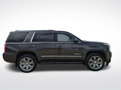 Used 2018 GMC Yukon Denali w/ Denali Ultimate Package AWD/4WD image 4