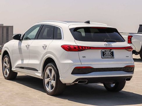New 2026 Audi Q5 Premium AWD/4WD image 6