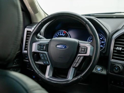 Used 2019 Ford Expedition Max Platinum image 11
