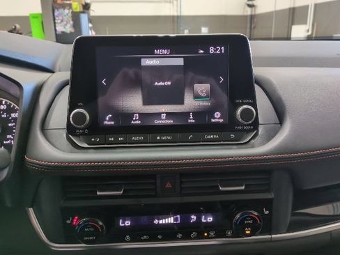 Used 2025 Nissan Rogue SV w/ Rock Creek Premium Package AWD/4WD image 9