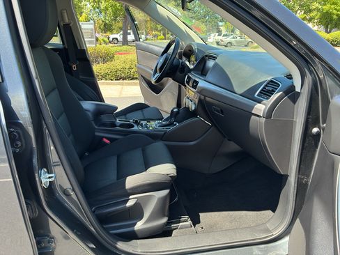 Used 2016 MAZDA CX-5 Touring FWD image 43