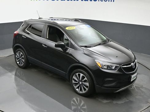Used 2022 Buick Encore Preferred w/ Safety Package image 3