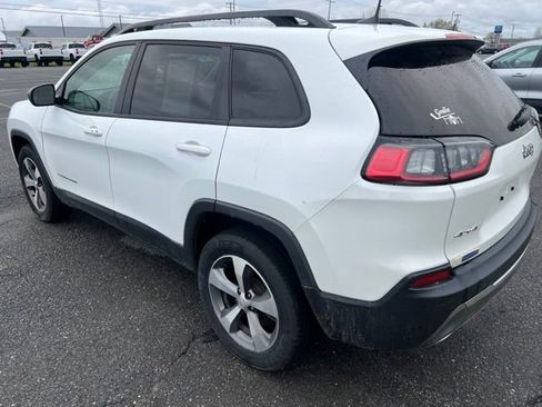 Used 2022 Jeep Cherokee Limited w/ Mopar Interior Package AWD/4WD image 4