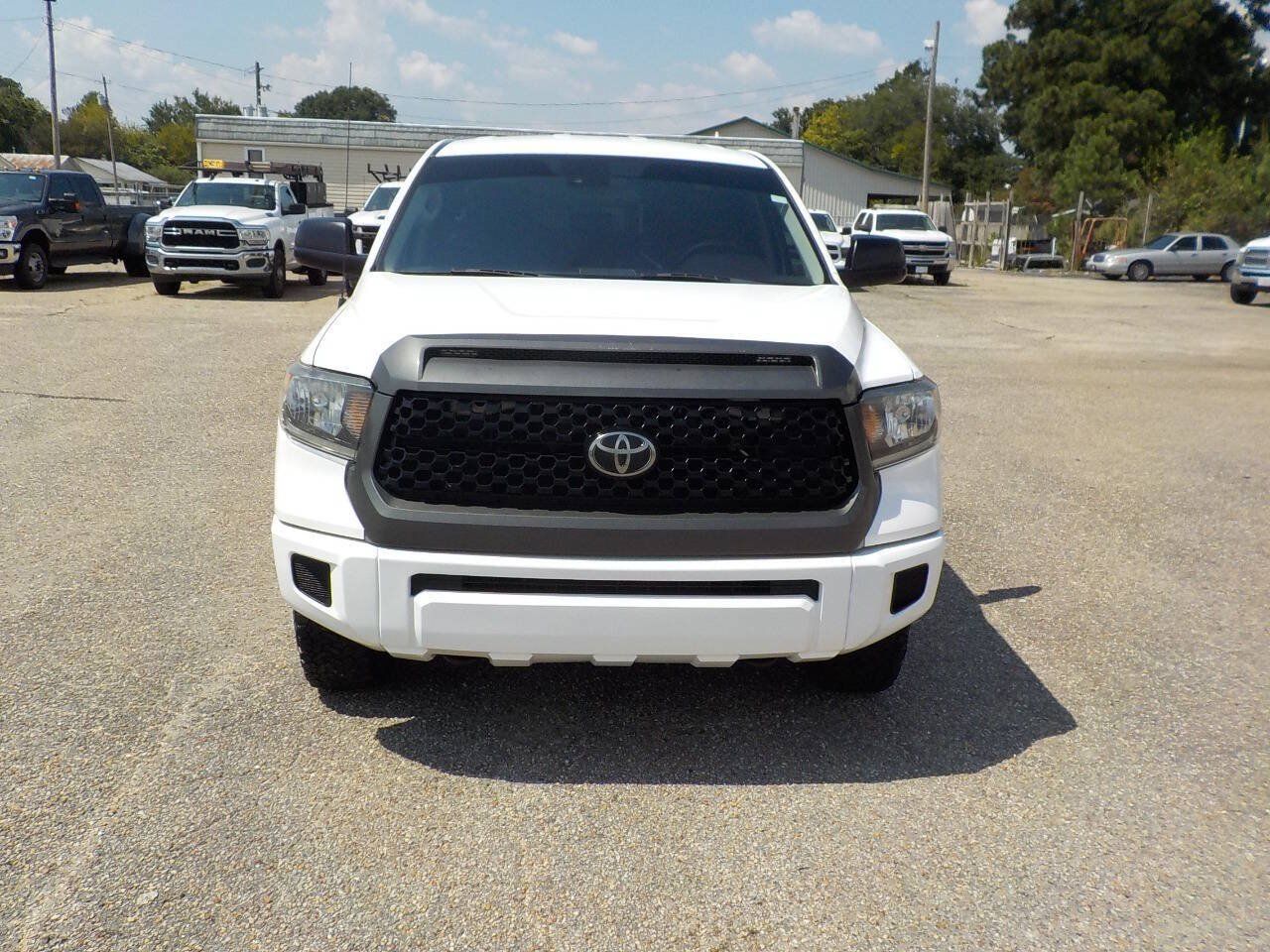 Used 2019 Toyota Tundra SR AWD/4WD image 9