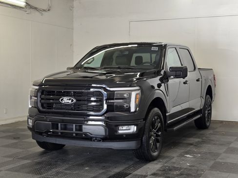 Used 2024 Ford F150 Lariat AWD/4WD image 4