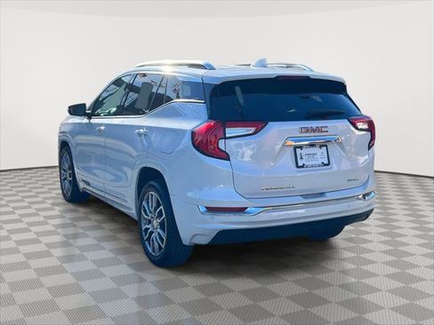 Used 2022 GMC Terrain Denali image 7