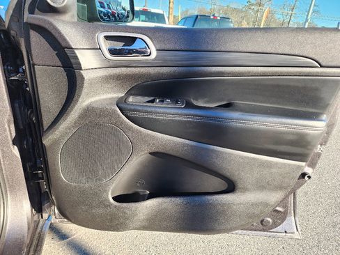 Certified 2020 Jeep Grand Cherokee Altitude image 25