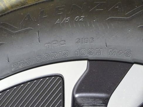 Used 2024 Chevrolet Blazer EV LT image 41