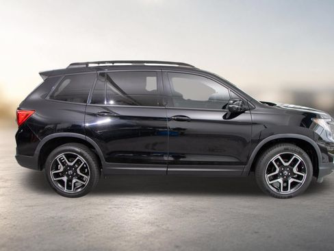 Used 2023 Honda Passport Elite image 5