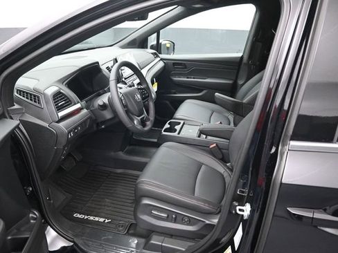 New 2026 Honda Odyssey Sport-L image 9