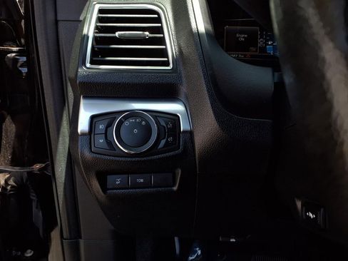 Used 2017 Ford Explorer Limited w/ Equipment Group 301A AWD/4WD image 14