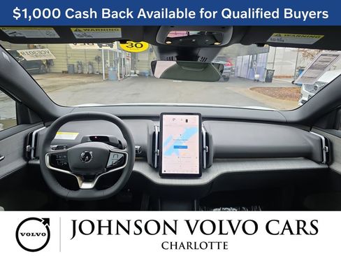 New 2025 Volvo EX30 Plus w/ Protection Package Premier AWD/4WD image 9