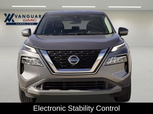 Used 2021 Nissan Rogue SV image 10