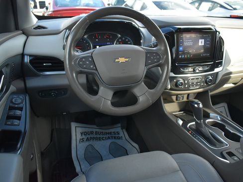 Used 2020 Chevrolet Traverse Premier image 19
