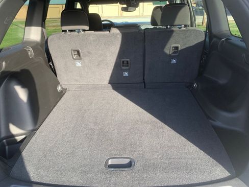 Used 2024 Jeep Grand Cherokee Laredo w/ Luxury Tech Group I image 29