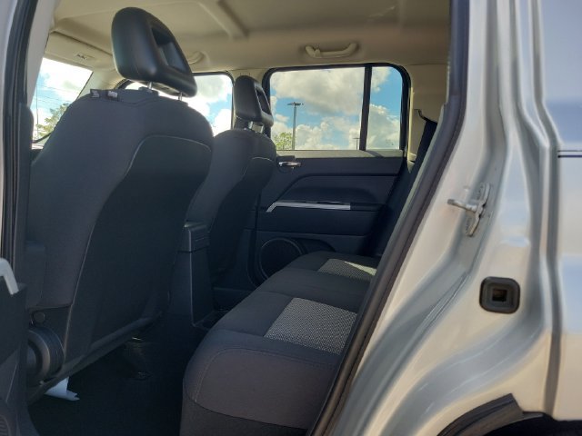 Used 2008 Jeep Patriot Sport FWD image 11