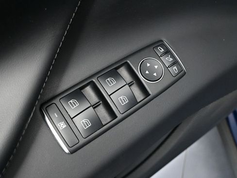 Used 2018 Tesla Model X 100D image 18