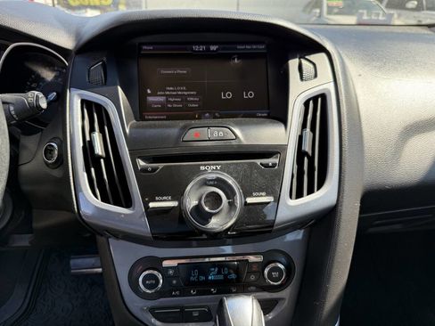 Used 2014 Ford Focus Titanium image 17