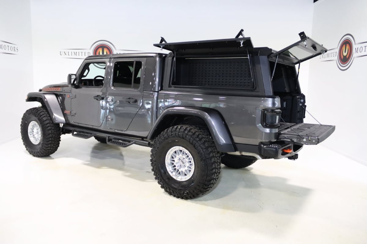Used 2026 Jeep Gladiator Mojave AWD/4WD image 37