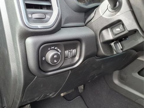New 2026 RAM 2500 Laramie w/ Night Edition AWD/4WD image 18