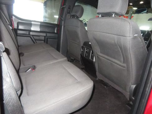Used 2016 Ford F150 XLT w/ Equipment Group 302A Luxury AWD/4WD image 31