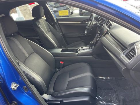 Used 2019 Honda Civic Sport image 17