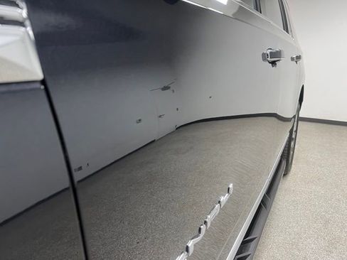 Used 2025 GMC Yukon XL Denali image 12