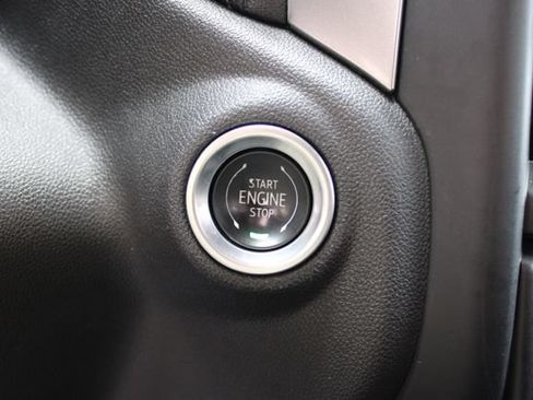 Used 2020 Chevrolet Silverado 1500 LT w/ All-Star Edition AWD/4WD image 21