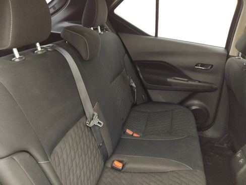 Used 2022 Nissan Kicks SV FWD image 21