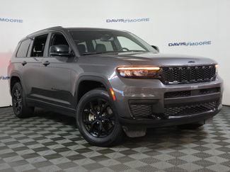 Used 2024 Jeep Grand Cherokee L Laredo video 2