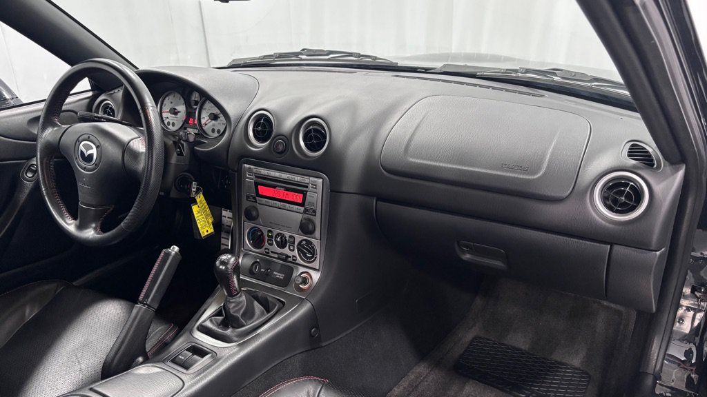 Used 2005 MAZDA MX-5 Miata MAZDASPEED RWD image 24