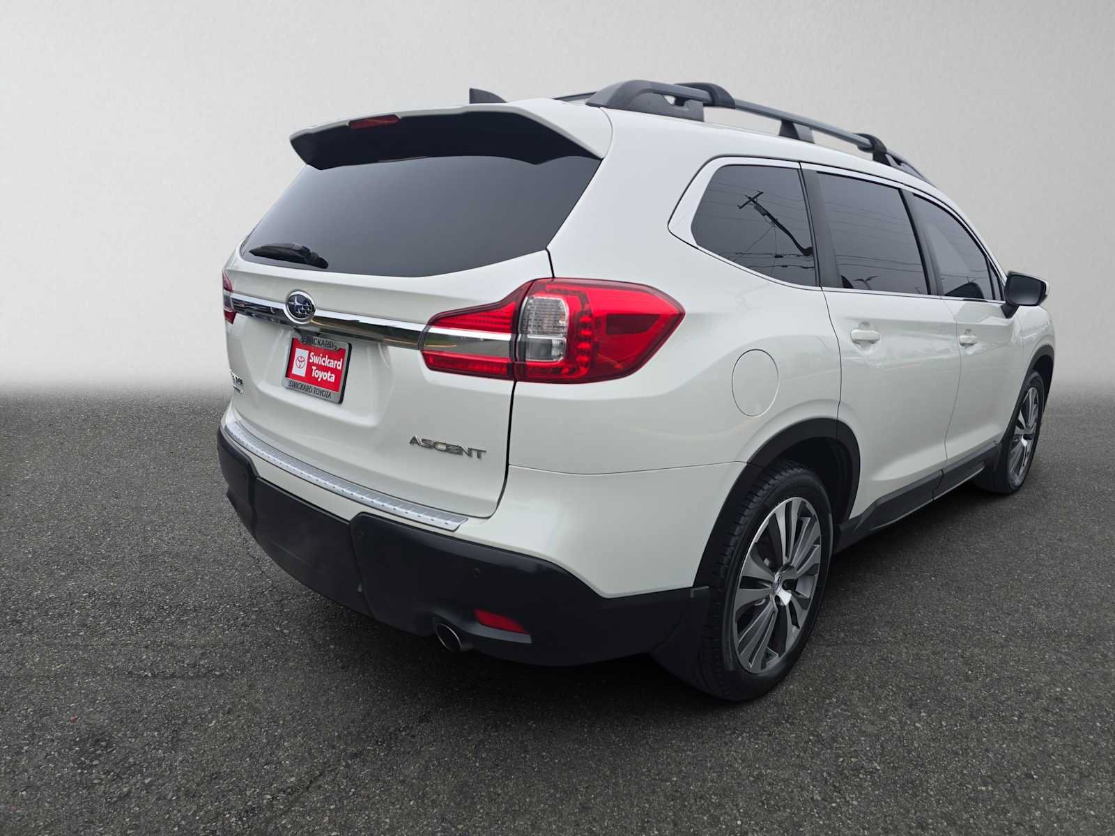 Used 2021 Subaru Ascent Premium w/ Sport Package AWD/4WD image 3