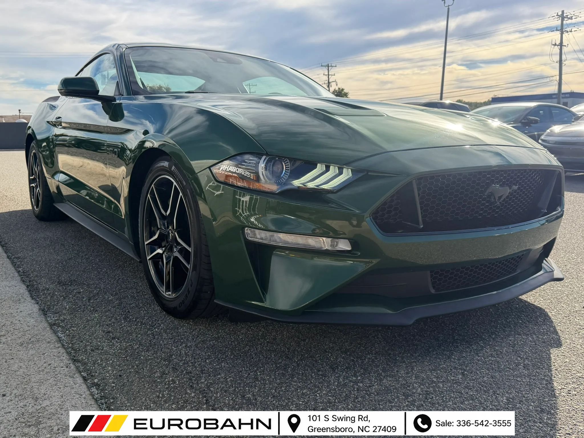 Used 2022 Ford Mustang GT Premium w/ Equipment Group 401A RWD image 17