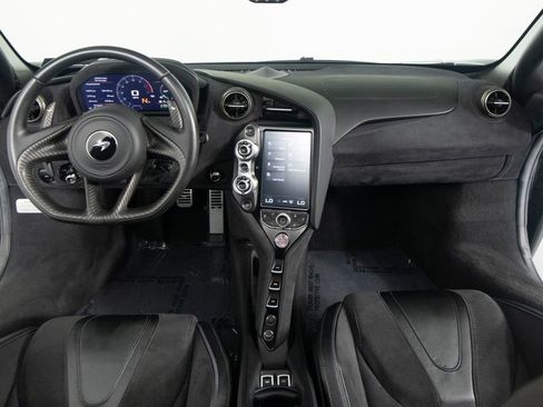 Used 2020 McLaren 720S Spider RWD image 31