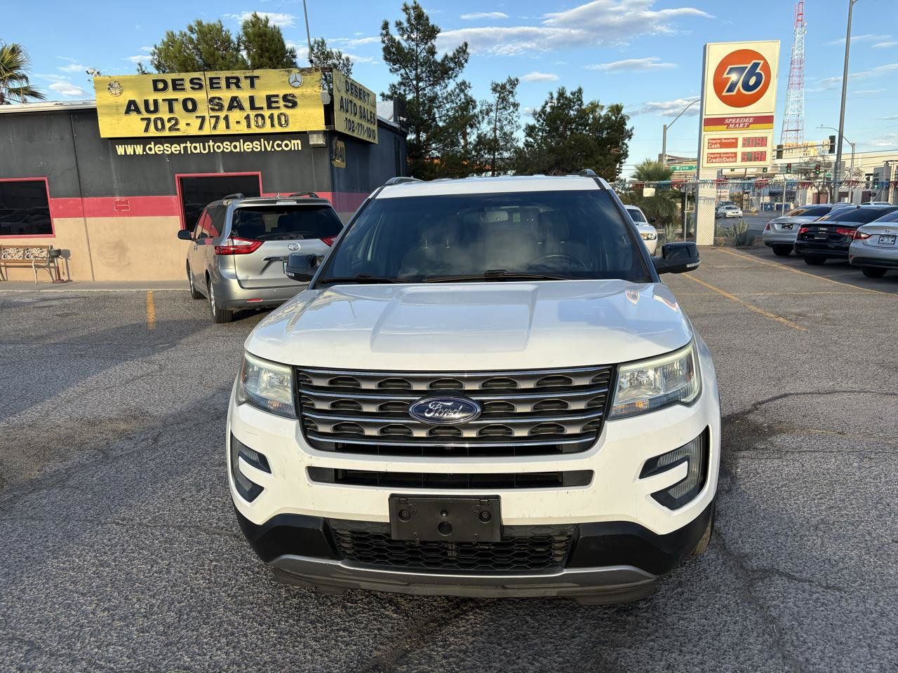 Used 2016 Ford Explorer XLT w/ Equipment Group 201A FWD image 7